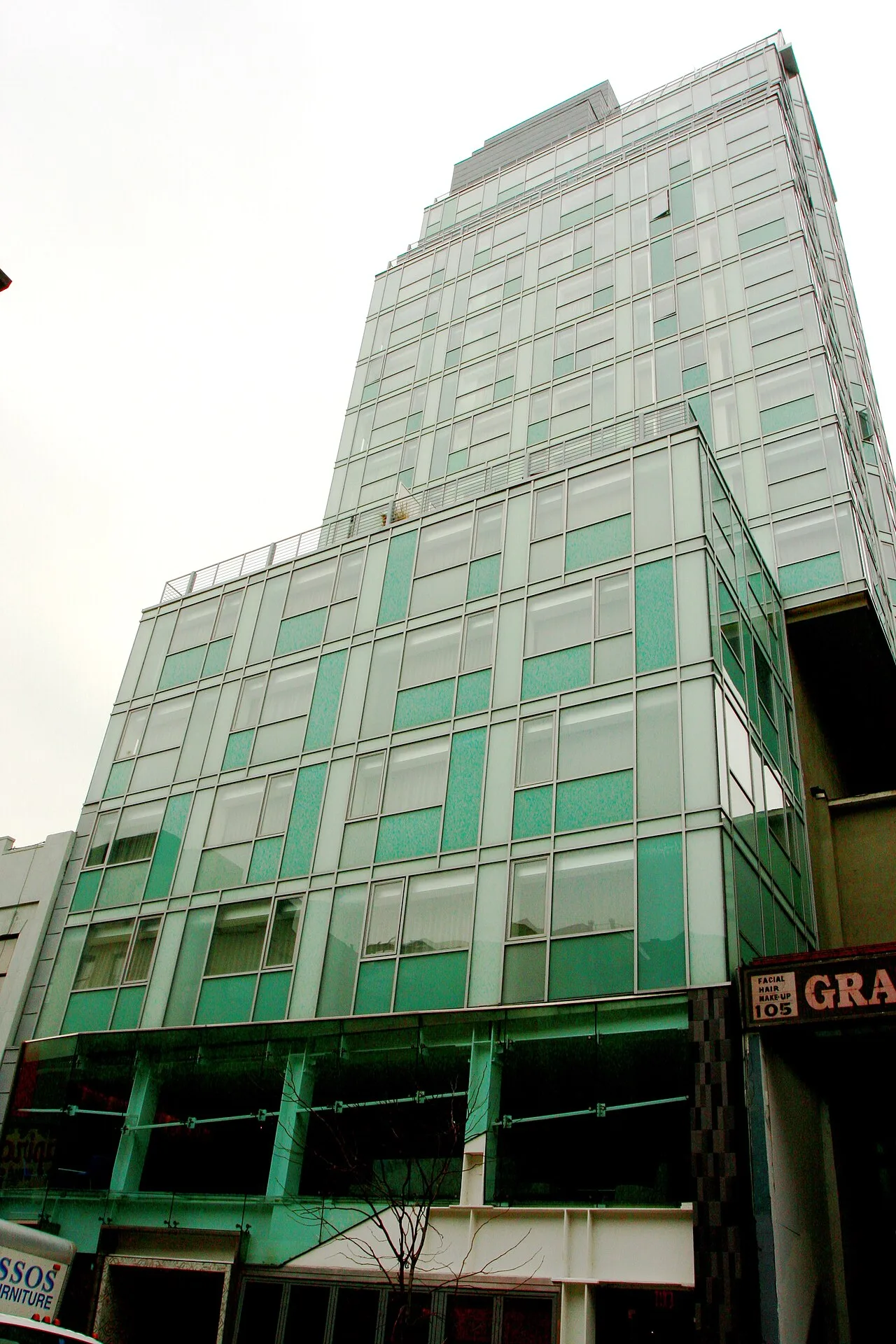 Façade vitrée de l’Hotel on Rivington dans le Lower East Side