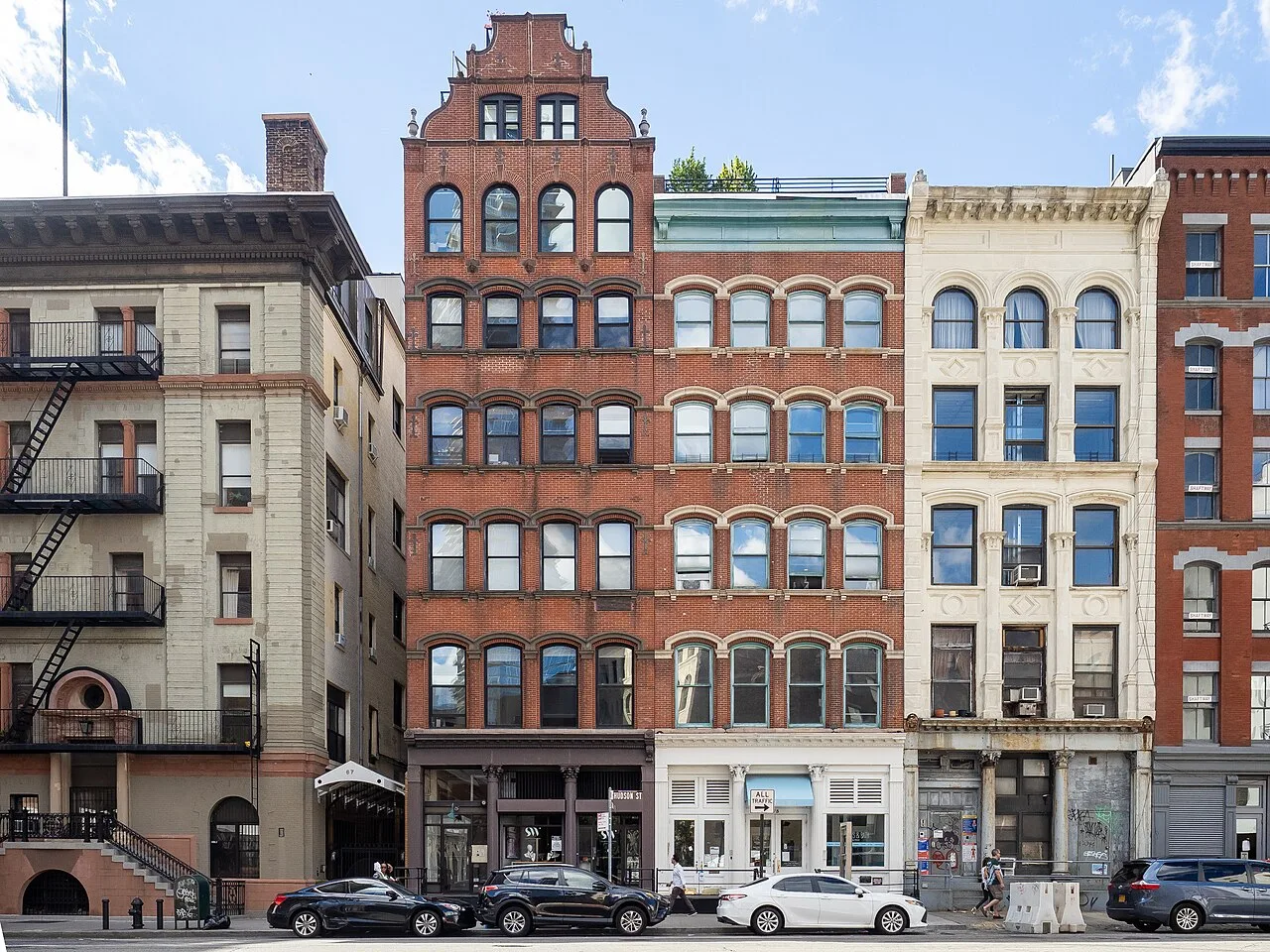 Anciennes façades commerciales et immeubles à Tribeca